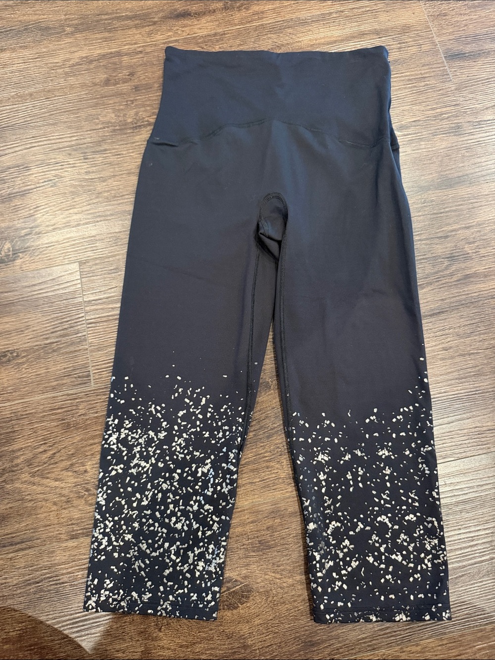 Spanx Black Active Capri Leggings with Speckled Hem